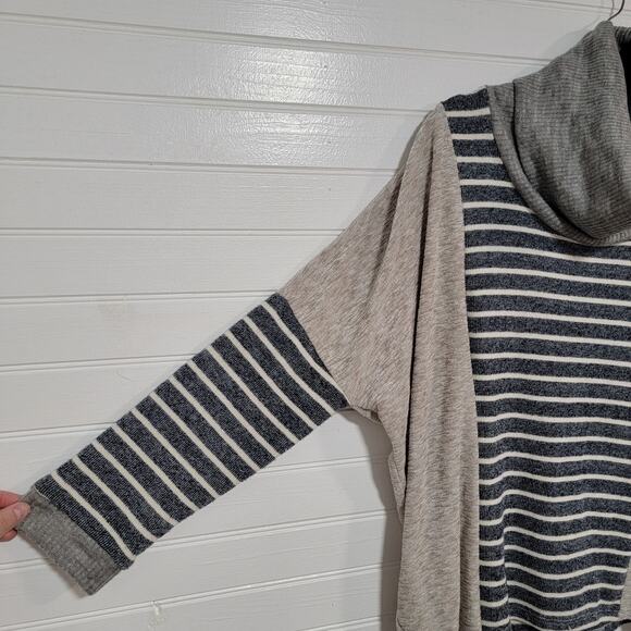 THML Anthropologie Size Medium Oversized Handkerchief Striped Pullover Cowl Neck - Picture 3 of 10